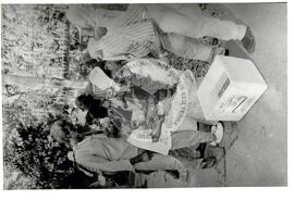 Manifestação Dia do Trabalhador Rural (São Paulo (Estado), 25 jul. 1986) [fotografia] / Fotógrafo(a) : Regina Vilela. -- Ref.: BR-SPMST_MST-SN-CIN_AMP_000369-001780-AMT.