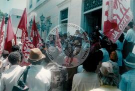 Ato em prol da reforma agrária e contra a violência no campo (Alagoas, 05 dez. 1995) [fotografia] / Fotógrafo(a) : Arquivo MST. -- Ref.: BR-SPMST_MST-SN-CIN_AMP_000496-002880-AMT.