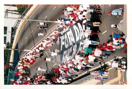 Mobilização no 1º de Maio (São Paulo (Estado), 01 mai. 1999) [fotografia] / Fotógrafo(a) : Douglas Mansur. -- Ref.: BR-SPMST_MST-SN-CIN_AMP_000394-002167-AMT.