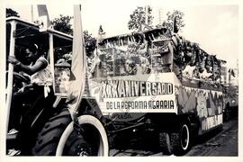 Mobilização pelo 1º de Maio (Cuba, [sem data]) [fotografia] / Fotógrafo(a) : Arquivo MST. -- Ref.: BR-SPMST_MST-SN-CIN_AMP_001044-008417-RIT.