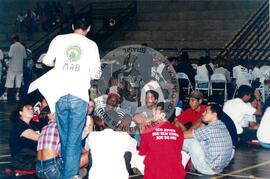 Encontro de Jovens do MST, na Ucicamp, 3o (Campinas-SP, 14 fev. 2001) [fotografia] / Fotógrafo(a) : Michelle Cafaldo. -- Ref.: BR-SPMST_MST-SN-CIN_AMP_000905-006824-ENJ.