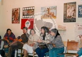 Encontro Latino Americano de Mulheres Campesinas e Indigenas (Colômbia, 28 nov. 1998) [fotografia] / Fotógrafo(a) : Vanderlita. -- Ref.: BR-SPMST_MST-SN-CIN_AMP_001103-009128-RIT.