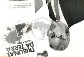 Miguel Perssburguer [advogado] (Brasil, 01 ago. 1986) [fotografia] / Fotógrafo(a) : Milton Soares. -- Ref.: BR-SPMST_MST-SN-CIN_AMP_001650-012519-PER.