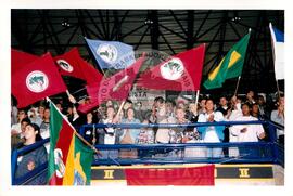 Encontro de Jovens do MST, na Ucicamp, 1o (Campinas-SP, 02 jul. 1999) [fotografia] / Fotógrafo(a) : Douglas Mansur. -- Ref.: BR-SPMST_MST-SN-CIN_AMP_000897-006354-ENJ.