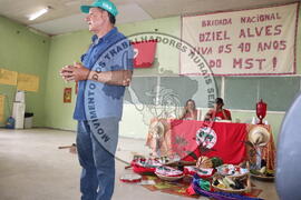 [Título n/d] : lote nº 002, pasta nº 000013, doc. nº 000071 [imagem] / Fotógrafo(a) : [autoria n/d].