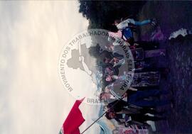 Assembléia do Povo de Deus (Equador, 1996) [fotografia] / Fotógrafo(a) : Arquivo MST. -- Ref.: BR-SPMST_MST-SN-CIN_AMP_001075-008687-RIT.