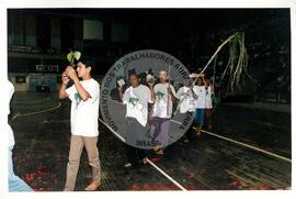 Encontro de Jovens do MST, na Ucicamp, 1o (Campinas-SP, 02 jul. 1999) [fotografia] / Fotógrafo(a) : Douglas Mansur. -- Ref.: BR-SPMST_MST-SN-CIN_AMP_000897-006324-ENJ.