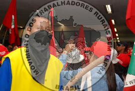 [Título n/d] : lote nº 002, pasta nº 000071, doc. nº 000003 [imagem] / Fotógrafo(a) : [autoria n/d].