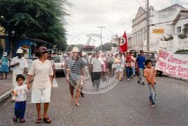 Ocupação dos Sem Teto (Gravatá-RS, 15 mai. 1995) [fotografia] / Fotógrafo(a) : Arquivo MST. -- Ref.: BR-SPMST_MST-SN-CIN_AMP_001825-013872-OCU.