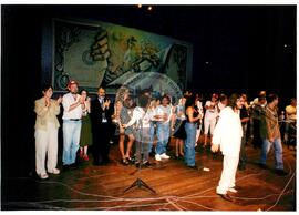 Tribunal da Divida Externa (Rio de Janeiro-RJ, 26 abr. 1999) [fotografia] / Fotógrafo(a) : Douglas Mansur. -- Ref.: BR-SPMST_MST-SN-CIN_AMP_000136-001061-ACS.