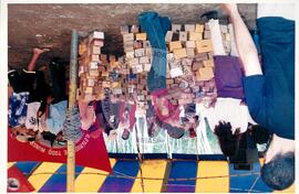 Encontro Estadual de Jovens do Campo e da Cidade, 1o (Vitória-ES, ago. 2002) [fotografia] / Fotógrafo(a) : Leticia Barqueta. -- Ref.: BR-SPMST_MST-SN-CIN_AMP_001916-014300-SJM.