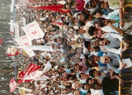 Manifestação pró Impechment - UNE E CUT (São Paulo (Estado), 25 ago. 1992) [fotografia] / Fotógrafo(a) : Juan Pezzeto. -- Ref.: BR-SPMST_MST-SN-CIN_AMP_000384-002112-AMT.