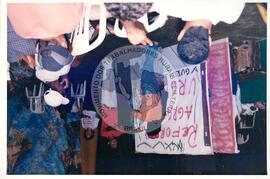 Encontro Estadual de Jovens do Campo e da Cidade, 1o (Vitória-ES, ago. 2002) [fotografia] / Fotógrafo(a) : Leticia Barqueta. -- Ref.: BR-SPMST_MST-SN-CIN_AMP_001916-014284-SJM.