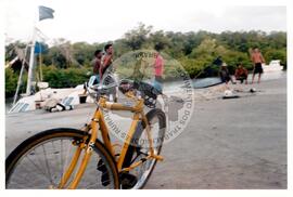 Manifestação e caminhada contra a base de Alcântara (Maranhão, 17 nov. 2002) [fotografia] / Fotógrafo(a) : Silvia Guimarães. -- Ref.: BR-SPMST_MST-SN-CIN_AMP_000530-002983-AMT.