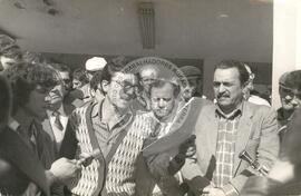 Depoimento na Comissão de Direitos Humanos na Assembléia Legislativa (Porto Alegre-RS, 1984) [fotografia] / Fotógrafo(a) : Arquivo MST. -- Ref.: BR-SPMST_MST-SN-CIN_AMP_000660-003706-ARV.
