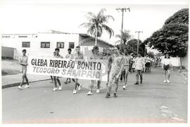 Olímpiadas da Reforma Agrária (São Paulo (Estado), 1994) [fotografia] / Fotógrafo(a) : Douglas Mansur. -- Ref.: BR-SPMST_MST-SN-CIN_AMP_000810-005331-CUL.