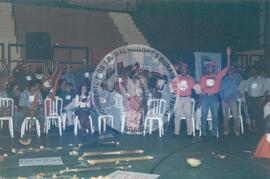 Encontro Estadual do MST, 10o (Belo Horizonte-MG, jan. 2002) [fotografia] / Fotógrafo(a) : Gildo Aguiar. -- Ref.: BR-SPMST_MST-SN-CIN_AMP_000935-007366-ENC.