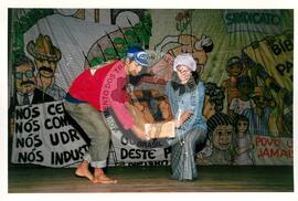 Acampamento "Parque Tropeiro" do MST (Curitiba-PR, 02 mai. 2001) [fotografia] / Fotógrafo(a) : Douglas Mansur. -- Ref.: BR-SPMST_MST-SN-CIN_AMP_000075-000654-ACP.