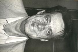 Perseu Abramo [PT, membro do Diretório Nacional, jornalista] (Mato Grosso do Sul, [sem data]) [fotografia] / Fotógrafo(a) : Regina Vilela ; Sérgio C. Canova. -- Ref.: BR-SPMST_MST-SN-CIN_AMP_001679-012628-PER.