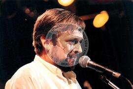 Festival da Reforma Agrária, 1o (Palmeiras das Missões-RS, 04 fev. 1999) [fotografia] / Fotógrafo(a) : Claudio Foschiera. -- Ref.: BR-SPMST_MST-SN-CIN_AMP_000806-005244-CUL.