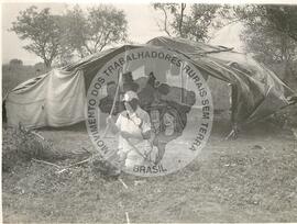 Acampamento do MST [sem identificação] (Promissão-SP, [sem data]) [fotografia] / Fotógrafo(a) : Arquivo MST. -- Ref.: BR-SPMST_MST-SN-CIN_AMP_000055-000507-ACP.