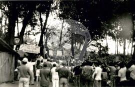 Ato público (Campo Bonito-PR, 16 mar. 1993) [fotografia] / Fotógrafo(a) : Arquivo MST. -- Ref.: BR-SPMST_MST-SN-CIN_AMP_000430-002523-AMT.