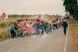 Manifestações diversas (São Paulo-SP, [sem data]) [fotografia] / Fotógrafo(a) : [autoria n/d]. -- Ref.: BR-SPMST_MST-SN-CIN_AMP_000414-002476-AMT.