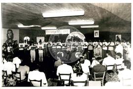 Encontro Estadual do MST, 10o (Palmeiras das Missões-RS, dez. 1992) [fotografia] / Fotógrafo(a) : Débora Lerrer. -- Ref.: BR-SPMST_MST-SN-CIN_AMP_000973-007732-ENC.