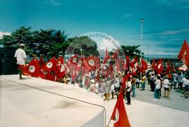 Ato do 1o de maio, MST e CUT (Maceió-AL, 01 mai. 1997) [fotografia] / Fotógrafo(a) : Arquivo MST. -- Ref.: BR-SPMST_MST-SN-CIN_AMP_000499-002885-AMT.