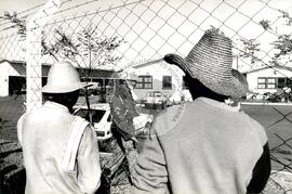 Manifestação contra a barragem de "Machadinha" (Erechim-RS, 25 jul. 1988) [fotografia] / Fotógrafo(a) : Douglas Mansur. -- Ref.: BR-SPMST_MST-SN-CIN_AMP_000457-002675-AMT.
