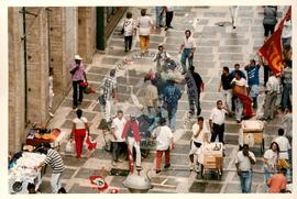 Mobilização (São Paulo-SP, 17 abr. 1988) [fotografia] / Fotógrafo(a) : Douglas Mansur. -- Ref.: BR-SPMST_MST-SN-CIN_AMP_000372-001801-AMT.