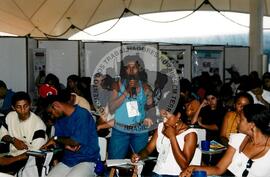 Seminário Nacional sobre Educação no Campo (Brasília-DF, 26 nov. 2002) [fotografia] / Fotógrafo(a) : Nivaldo Honório. -- Ref.: BR-SPMST_MST-SN-CIN_AMP_000113-000780-ACS.