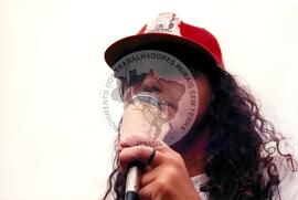 Ivonete Tonin (Brasil, [sem data]) [fotografia] / Fotógrafo(a) : Arquivo MST ; Débora Lerrer ; Douglas Mansur ; Montse Poblet ; Giane Carvalho ; Wilson Dias. -- Ref.: BR-SPMST_MST-SN-CIN_AMP_001249-010490-LID.