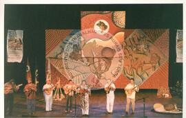 Semana Nacional de Cultura Brasileira e Reforma Agrária (Rio de Janeiro-RJ, 18 mar. 2002) [fotografia] / Fotógrafo(a) : João Laet. -- Ref.: BR-SPMST_MST-SN-CIN_AMP_001818-013501-NDT.