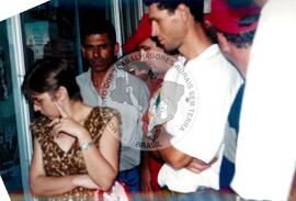 Delegação do MST em Cuba - 40º Aniversário da ANAP (Cuba, 15 mai. 1999) [fotografia] / Fotógrafo(a) : Nilton Viana. -- Ref.: BR-SPMST_MST-SN-CIN_AMP_001042-008309-RIT.