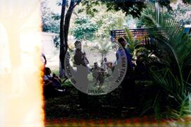 Delegação do MST em Cuba - 40º Aniversário da ANAP (Cuba, 15 mai. 1999) [fotografia] / Fotógrafo(a) : Nilton Viana. -- Ref.: BR-SPMST_MST-SN-CIN_AMP_001042-008348-RIT.