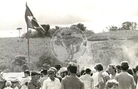Acampamento do MST [sem identificação] (Papanduva-SC, 1985) [fotografia] / Fotógrafo(a) : Cerlos Ruggi. -- Ref.: BR-SPMST_MST-SN-CIN_AMP_000102-000731-ACP.