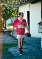 Partida de futebol entre o time do MST e do Chico Buarque (Rio de Janeiro (Estado), mar. 2000) [fotografia] / Fotógrafo(a) : Maysa Mendonça. -- Ref.: BR-SPMST_MST-SN-CIN_AMP_000805-005197-CUL.