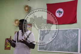 [Título n/d] : lote nº 002, pasta nº 000013, doc. nº 000253 [imagem] / Fotógrafo(a) : [autoria n/d].