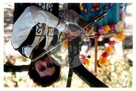 Semana Nacional de Cultura Brasileira e Reforma Agrária (Rio de Janeiro-RJ, 18 mar. 2002) [fotografia] / Fotógrafo(a) : Luciney Martins. -- Ref.: BR-SPMST_MST-SN-CIN_AMP_001819-013573-NDT.