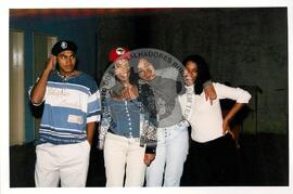 Encontro de Jovens do MST, na Ucicamp, 1o (Campinas-SP, 02 jul. 1999) [fotografia] / Fotógrafo(a) : Douglas Mansur. -- Ref.: BR-SPMST_MST-SN-CIN_AMP_000897-006294-ENJ.