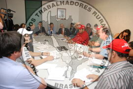 [Título n/d] : lote nº 002, pasta nº 000066, doc. nº 000123 [imagem] / Fotógrafo(a) : [autoria n/d].