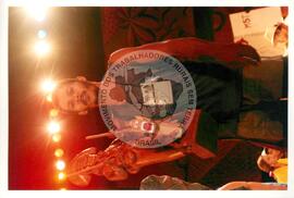 Semana Nacional de Cultura Brasileira e Reforma Agrária (Rio de Janeiro-RJ, 18 mar. 2002) [fotografia] / Fotógrafo(a) : Luciney Martins. -- Ref.: BR-SPMST_MST-SN-CIN_AMP_001813-013241-NDT.