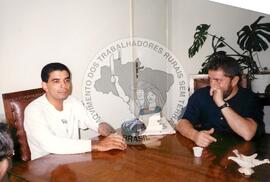 Encontro de Diolinda com personalidades no presídio Carandiru (São Paulo-SP, nov. 1995) [fotografia] / Fotógrafo(a) : [sem autoria] ; Renata Jubram. -- Ref.: BR-SPMST_MST-SN-CIN_AMP_000670-003797-ARV.