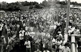 Curso (Dionísio Cerqueira-SC, mai. 1991) [fotografia] / Fotógrafo(a) : Landir. -- Ref.: BR-SPMST_MST-SN-CIN_AMP_000846-005611-CUR.
