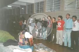 Curso de Relações Internacionais no Centro de Formação Roseli Nunes (São Paulo (Estado), set. 2001) [fotografia] / Fotógrafo(a) : Arquivo MST. -- Ref.: BR-SPMST_MST-SN-CIN_AMP_000856-005696-CUR.