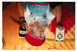 Semana Nacional de Cultura Brasileira e Reforma Agrária (Rio de Janeiro-RJ, 18 mar. 2002) [fotografia] / Fotógrafo(a) : Luciney Martins. -- Ref.: BR-SPMST_MST-SN-CIN_AMP_001814-013275-NDT.