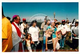 Inauguração do Monumento em homenagem a Antônio Tavares Pereira (Curitiba-PR, 01 mai. 2001) [fotografia] / Fotógrafo(a) : Douglas Mansur. -- Ref.: BR-SPMST_MST-SN-CIN_AMP_001025-008011-ELF.