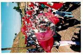 Inauguração do Monumento em homenagem a Antônio Tavares Pereira (Curitiba-PR, 01 mai. 2001) [fotografia] / Fotógrafo(a) : Leticia Barqueta. -- Ref.: BR-SPMST_MST-SN-CIN_AMP_001026-008042-ELF.