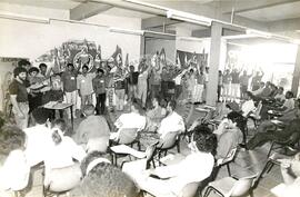 Encontro Estadual (Agudos-SP, mar. 1992) [fotografia] / Fotógrafo(a) : Douglas Mansur. -- Ref.: BR-SPMST_MST-SN-CIN_AMP_000941-007405-ENC.